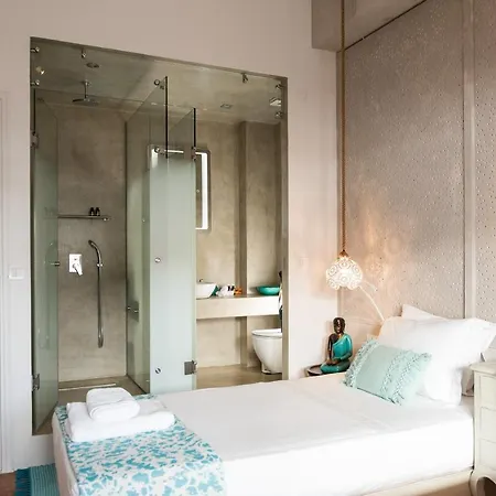 Domus Aqua Kato Daratso